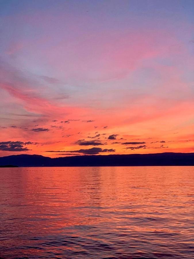 Apartmán Ecrin Balneo Sauna A Thollon Exteriér fotografie